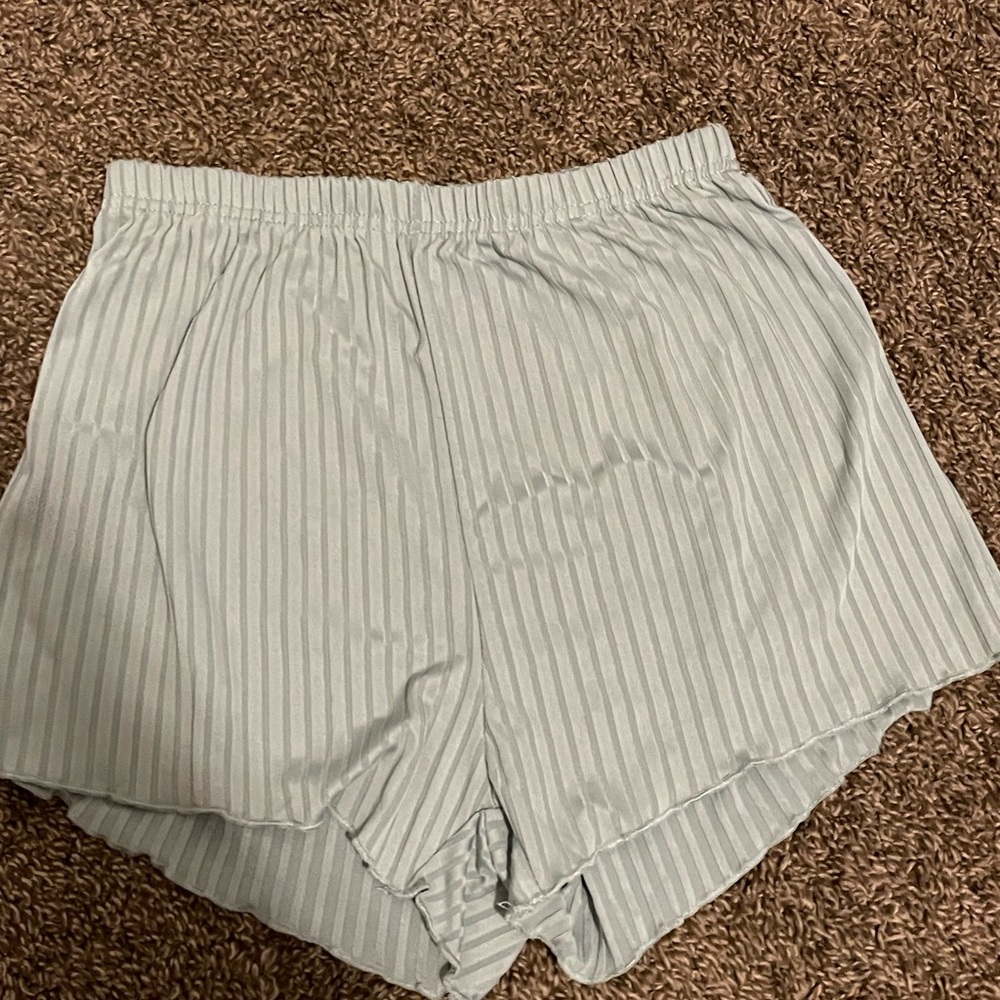 light green pajama shorts size xs